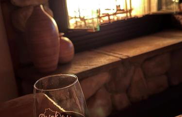 Spooner Shores - Wooded, Lakefront Retreat - Foto 21