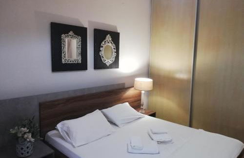 NICOL APARTMENS - Photo 11