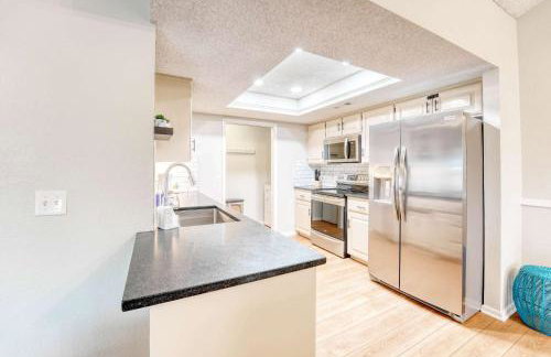 Modern Bentonville Retreat - Sleeps 6 Near Trails - Foto 42