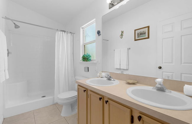 Upstay - Family Home w Private Pool and Games - Photo 22