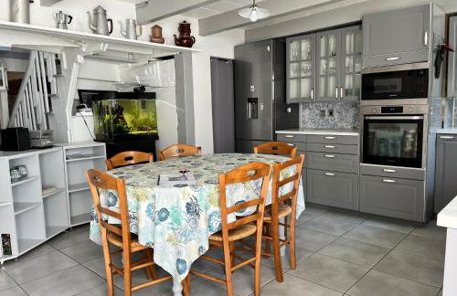 Maison de pays coeur de village - Foto 9