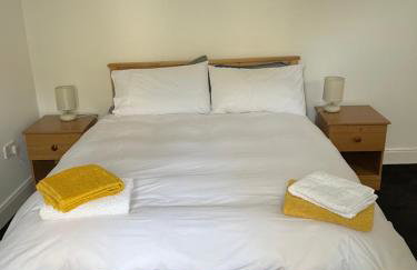 Newsagents Flat - Foto 8