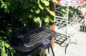 furnished apartment with a garden - Foto 4