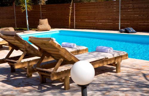 Red Villa - Photo 22