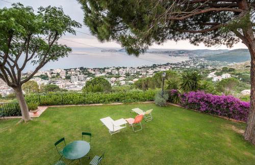 Il Casale villa con piscina e giardino vista mare - Foto 36