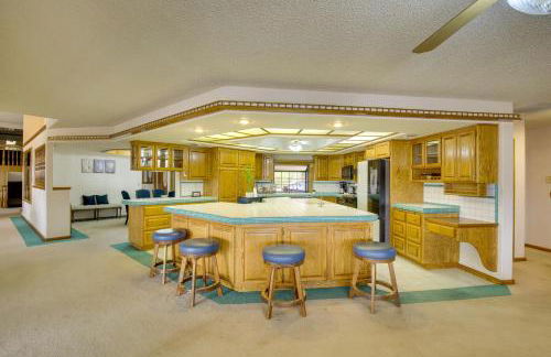 Spacious California Oasis Patio, Fireplace and Pool - Foto 2