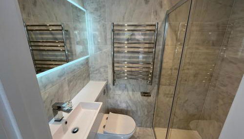 Marston Penthouse - Photo 4