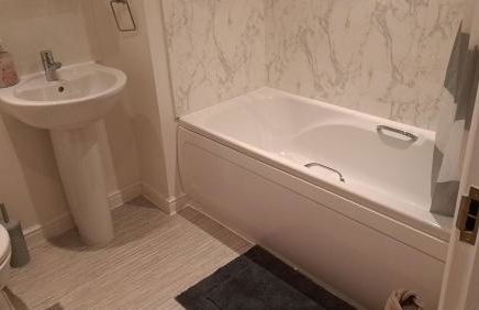 Tropical Sun Homes - Beautiful spacious 3 bed home in a serene environment with free parking for 2 cars - Foto 40