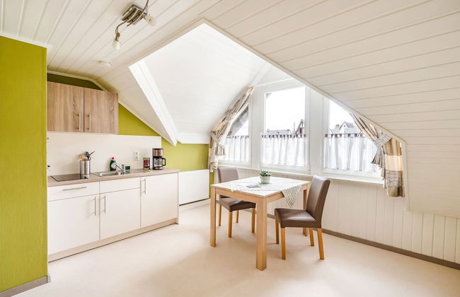 Alluring Holiday Home in Ernst With Balcony - Foto 5