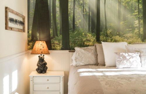 Mountain Retreat with Hot Tub, Game Room and Views - Foto 40