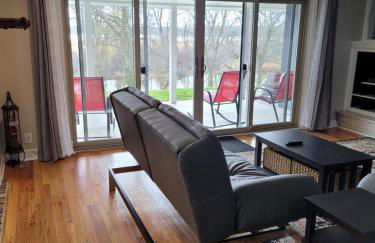 dock, game room, bar and private river view patio - Foto 10