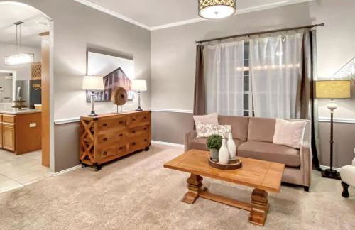 Pro Designed Home 4BDRM POOL - Foto 5