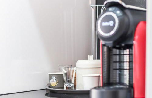 Vita Portucale ! Moscavide Casa Branca w/ Terrace - Photo 24