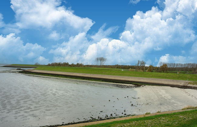 Nice Holiday Home Close to Nature Reserve - Photo 36