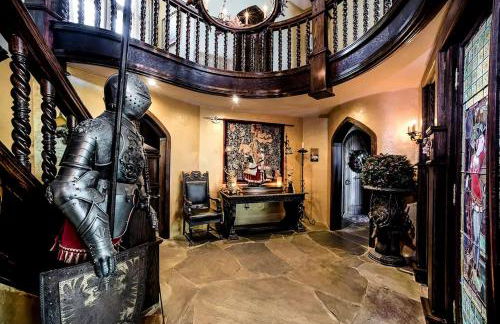 Regal Suite Rental in Breathtaking Castle near Lake George, Upstate New York - Foto 4