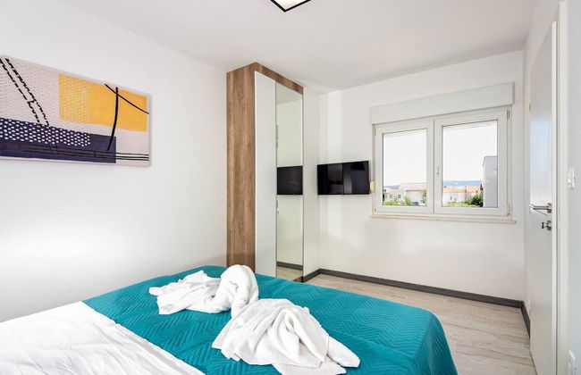 Modern Apartments With Private Balcony Kaštel Novi - Foto 3