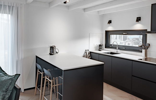 Beautiful Lodge in a Holiday Park - Foto 5