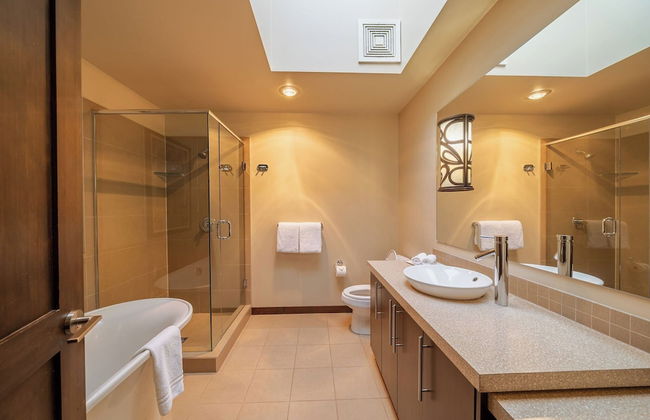 Sunrise Ridge Waterfront Resort - Photo 42