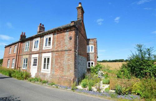 2 Bed in Bodham oc-1660 - Photo 1