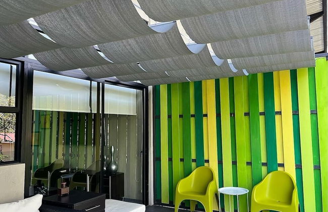 BEE Suites Santa Ana - Foto 33