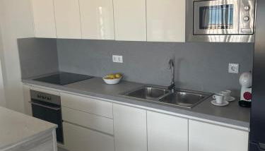 Córdoba 8 by 7Escalones - Photo 4, stove