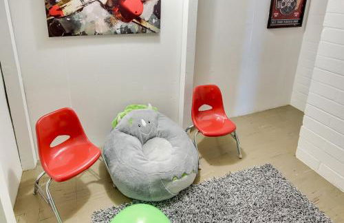 Retro Green Bay Home Steps to Lambeau Field! - Foto 25