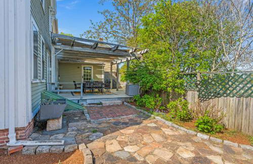 Coastal Victorian Home Walk to Downtown - Foto 41