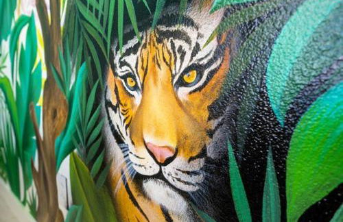 Spacious Yard, Sparkling Pool & Spa, Firepit, 9beds! - Photo 38