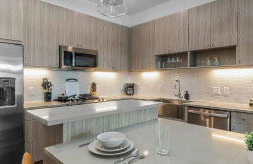 Luxurious New Unit 1Bd1Ba Pool Golf Sim - Foto 4