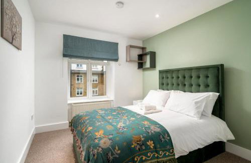 Stunning 3 Bedroom Flat, with Parking, Sleeps Six, Near Greenwich Park - Foto 41
