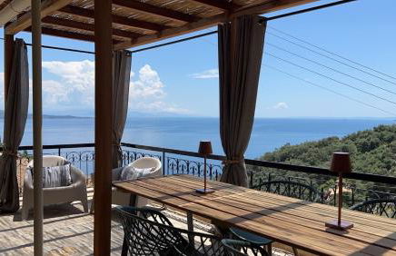 La Strade Apartments, Adults Only with Private Pool - Photo 3