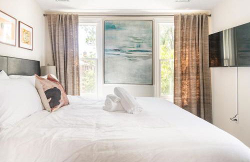 King Bed & Fenced Yard - Floyd's Freedom- Book Now! - Foto 24