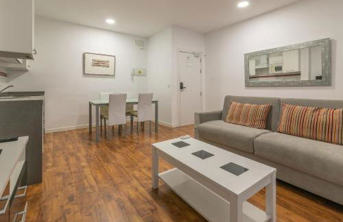 Apartamentos Terrazas de la Catedral - Photo 98