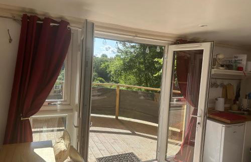 Unique Orchard Lodge for couples with hot tub - Photo 8