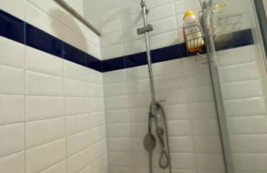 Casa Leonardo, a panoramic view of Cagliari with free car parking - Foto 17