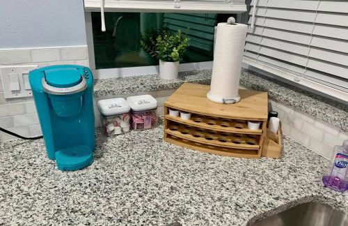 Home in West Palm Beach with Heated Pool - Foto 6