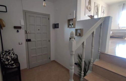 ¡Espectacular apto con vistas al mar con Wifi! - Foto 5