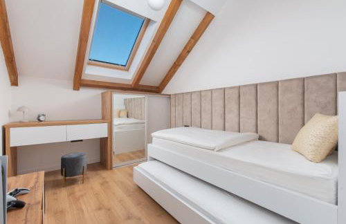 Unique Villa Pietra with heated private pool - Foto 31