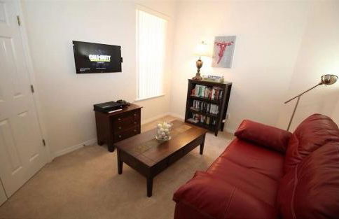 #440-Large 5 bed pool home with excellent privacy - Foto 10