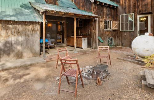 The Knotty Cabin in Kings Canyon National Park - Foto 37