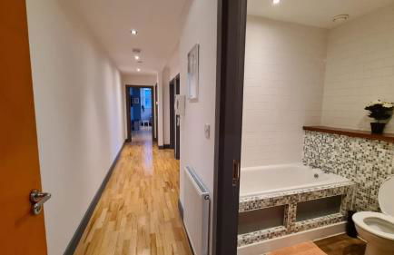 Spacious, bright and airy city centre flat. Unique converted Mill. - Foto 48