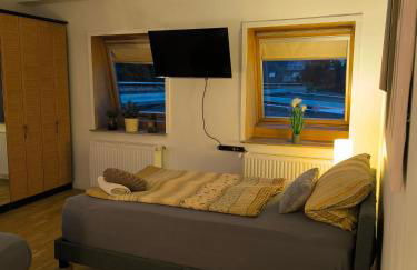 AufmLohr - Appartement mit 3 Schlafzimmern- 4 Einzelbetten- für 4 Personen - in Leverkusen Hitdorf - Private Parkplätze vorhanden- - Foto 47