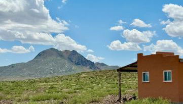 Cabin at the Hill, Close to Big Bend National Park and Terlingua Ghost Town - Foto 2