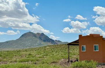 Cabin at the Hill, Close to Big Bend National Park and Terlingua Ghost Town - Foto 2