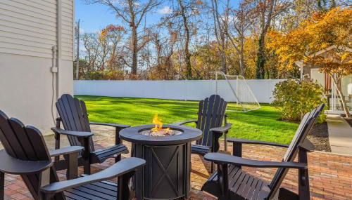 Walk to the Beach - Modern Home with FirePit and Bikes - Foto 4