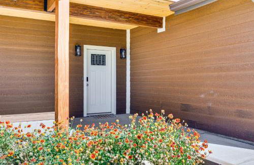 Hike and Ski! Home with Dog-Friendly Yard in Eagar - Foto 28