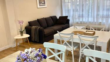 Apartamento en Oviedo con parking y wifi - Foto 1