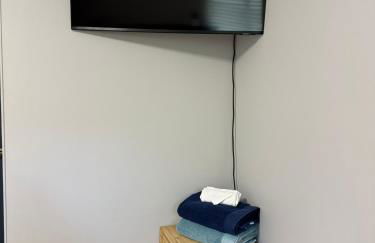 Delightful 3 Bd Home with King size bed, hot tub, playground! - Foto 23