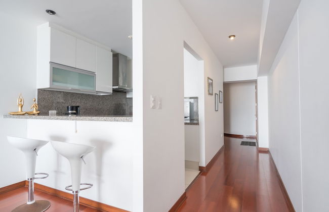 GLOBALSTAY. Ocean View Apartments. Pool. Gym - Photo 12