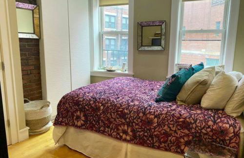 Boston Harbor views Modern north end condo FREE PARKING! - Foto 13